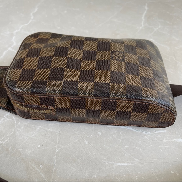 Louis Vuitton Damier Ebene Canvas Geronimos Unisex Crossbody Sling Belt Bag - Picture 6 of 17